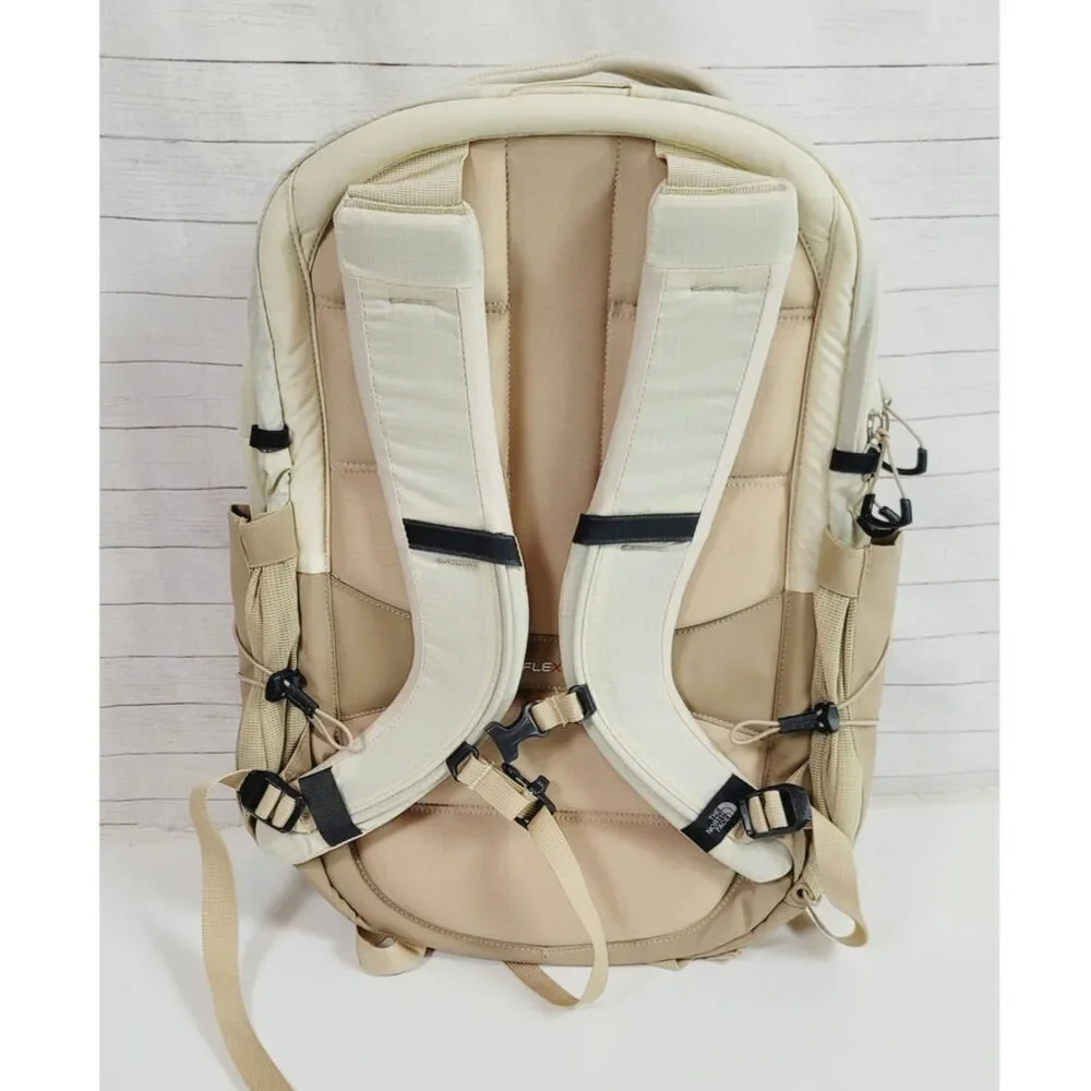 THE NORTH FACE Borealis Backpack in GRAVEL/KHAKI - Picture 5 of 14